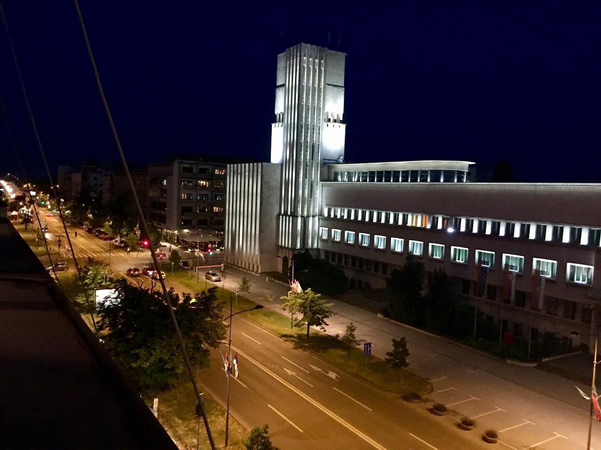 Center Lux Apartments Νόβι Σαντ Εξωτερικό φωτογραφία